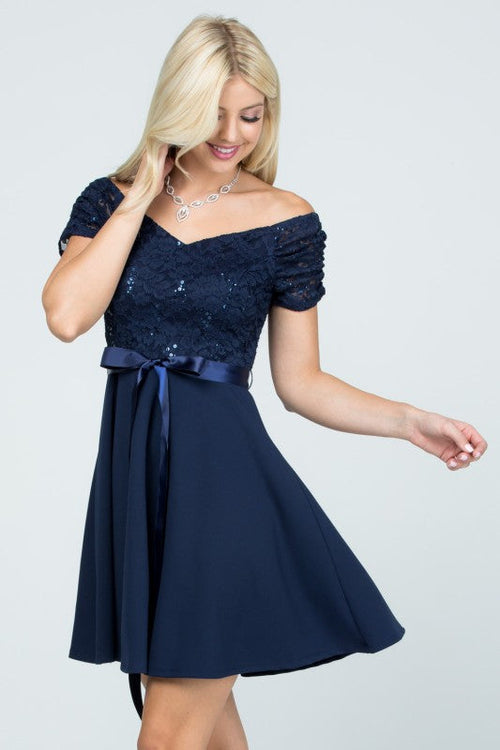 Off the shoulder ruched sleeve lace