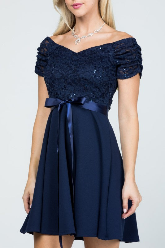 Off the shoulder ruched sleeve lace