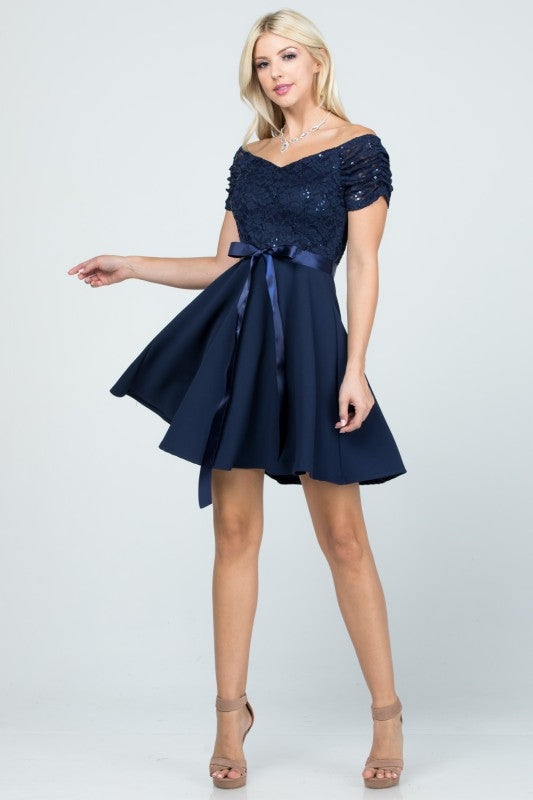 Off the shoulder ruched sleeve lace