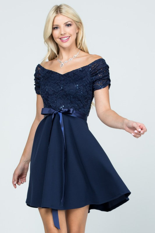 Off the shoulder ruched sleeve lace